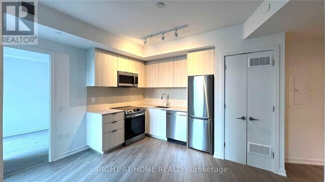 50 Power St Unit 917
