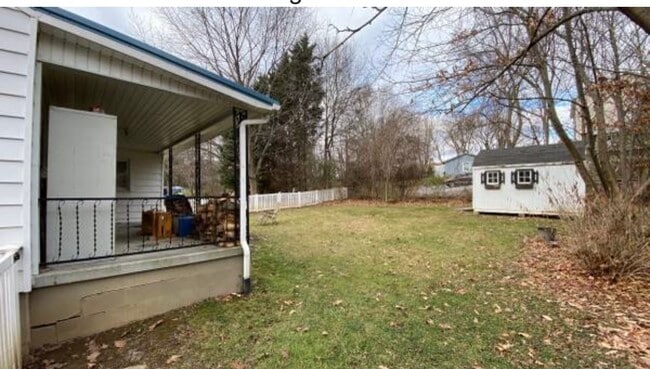 Photo - 104 Broce Dr