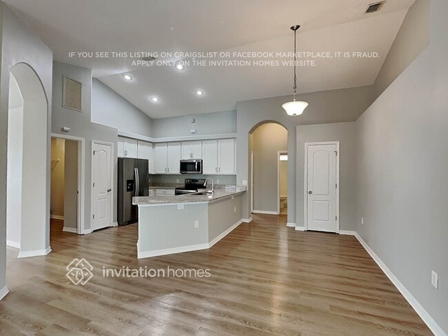 4966 Worthington Cir