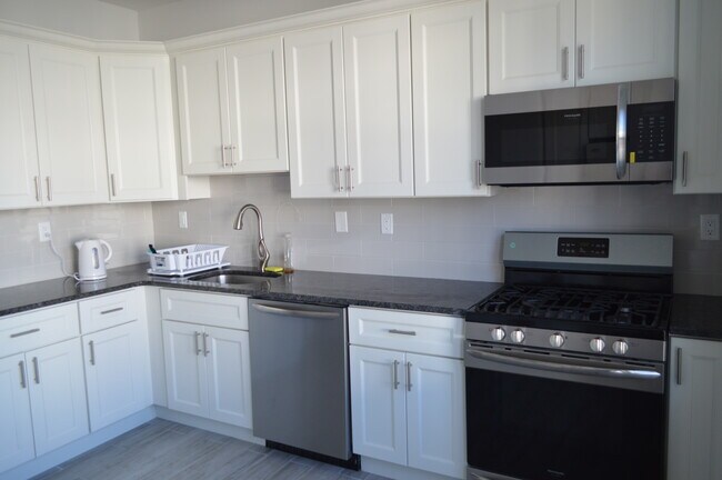 Photo - 286 Fulton Ave Unidad 1