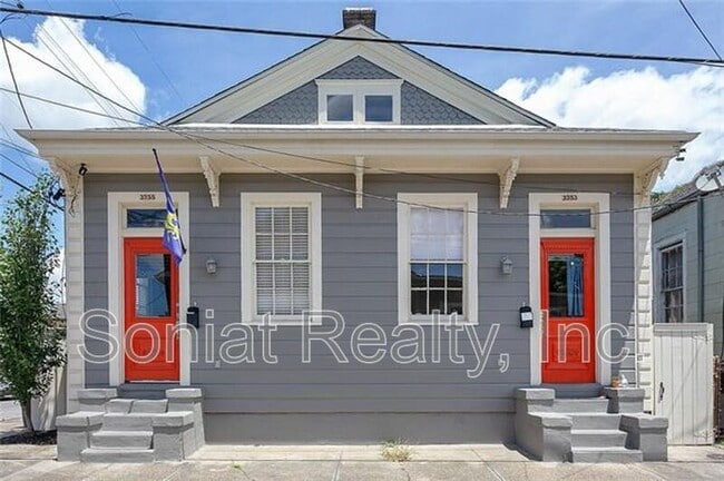 Building Photo - 3253 Annunciation St Rental