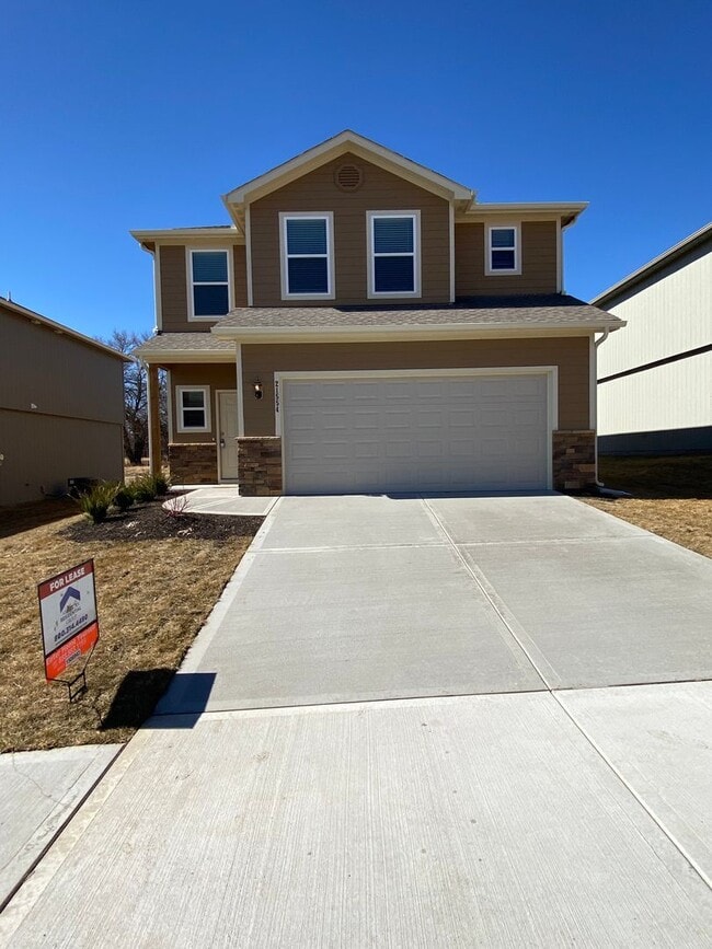 Photo - Now Preleasing! Comfortable Three Bedroom | Two and a Half Bath Home in Oak Woods