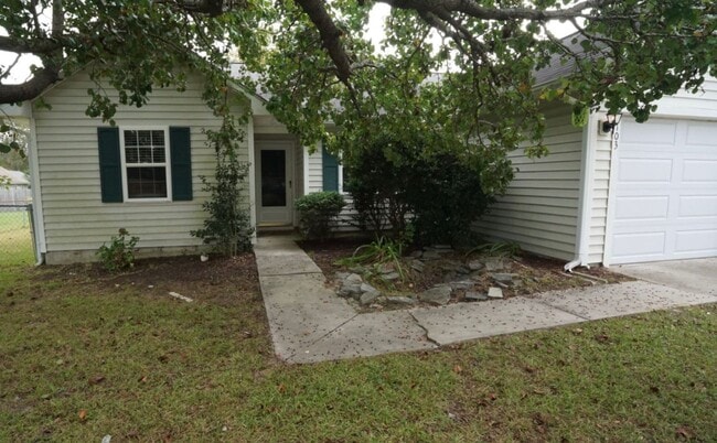 Photo - 103 Eastgate Dr