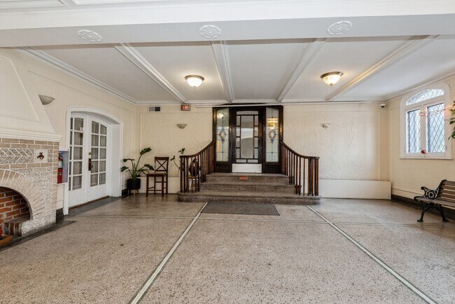Photo - 1127 W Farwell Ave Unit 106