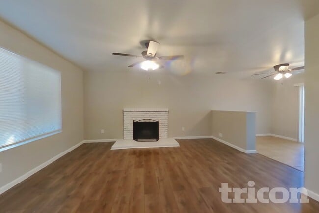 Photo - 2308 Clinton Ct