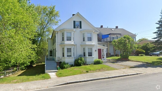 Building Photo - 50-52 Ham Street Rental