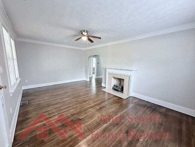 Photo - 3078 Chisca Ave