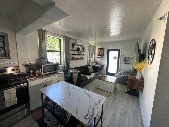 Photo - 510 NW 146th St Unit 2