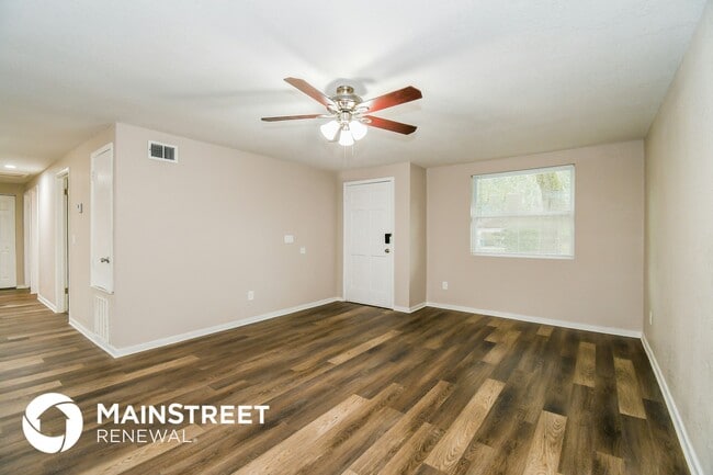 Photo - 1349 Eagle Cove Rd N