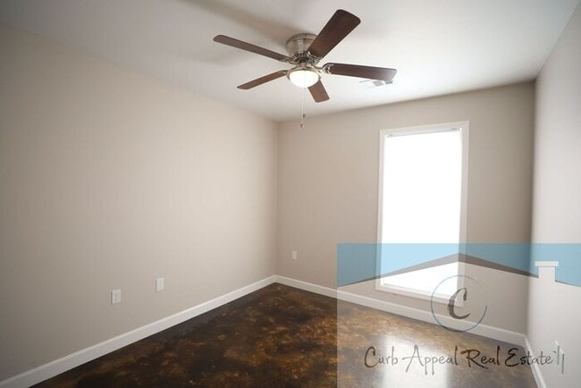 Photo - Beautiful 4 bed 2 bath home - HUD accepted!!