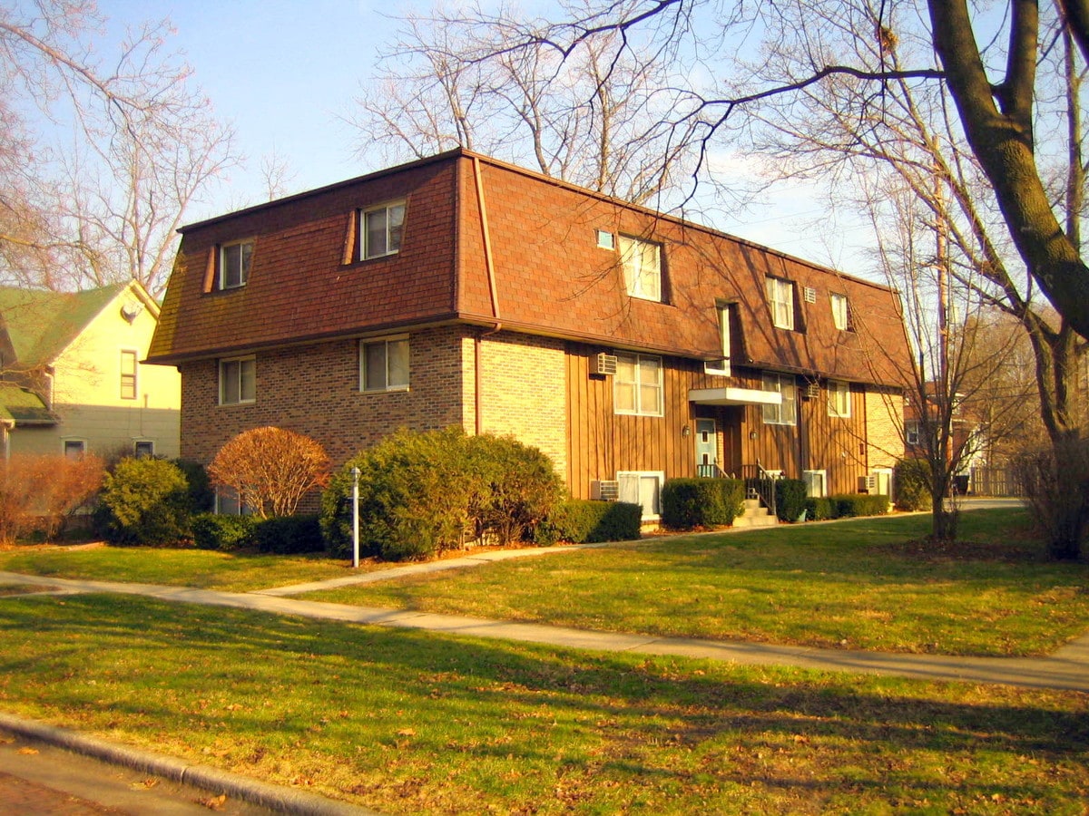Schultz Apartments - Schultz Apartments