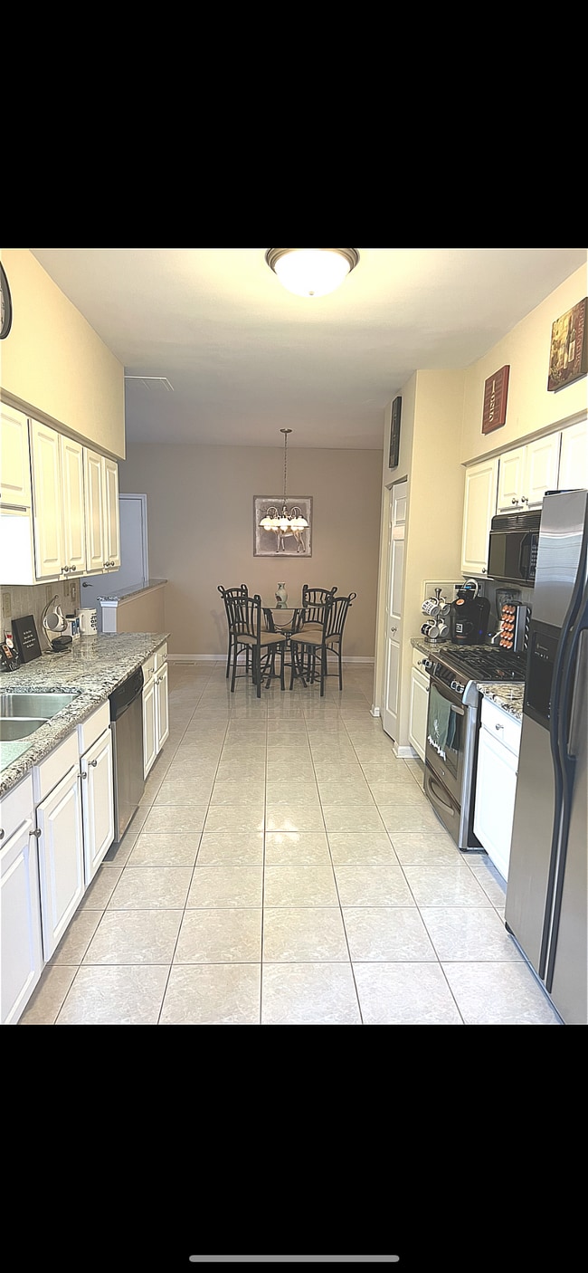 Building Photo - 1452 Division Ct Rental