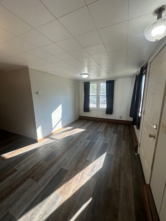Photo - 1 Bed, 1 Bath Apartment - Staples Unit 2