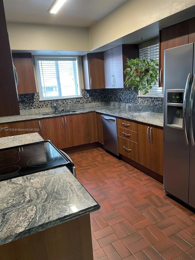 Photo - 14825 NE 9th Ct