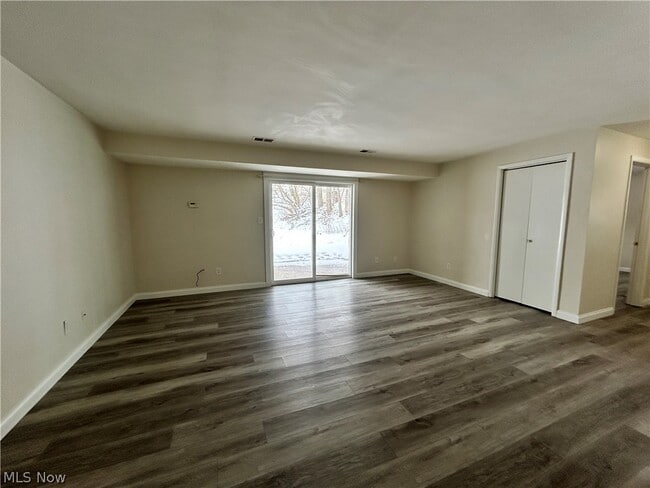 Photo - 213 Concord Ct Unidad 4