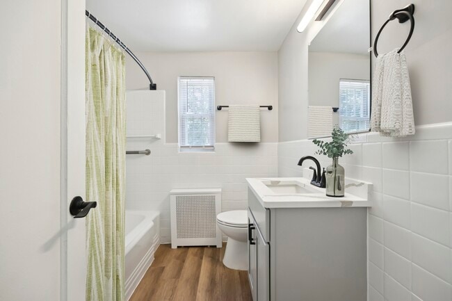 Photo - Eagle Rock Apartments at Maplewood