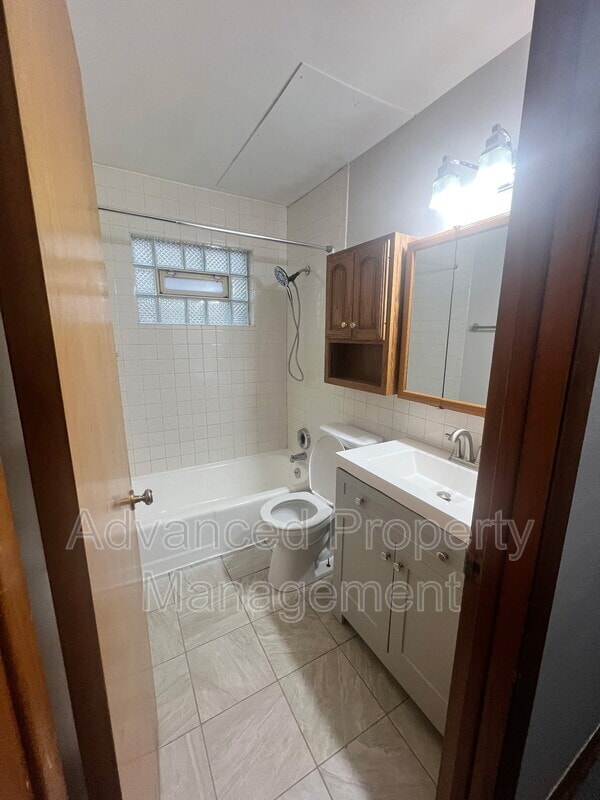 Photo - 5710 N 91st St