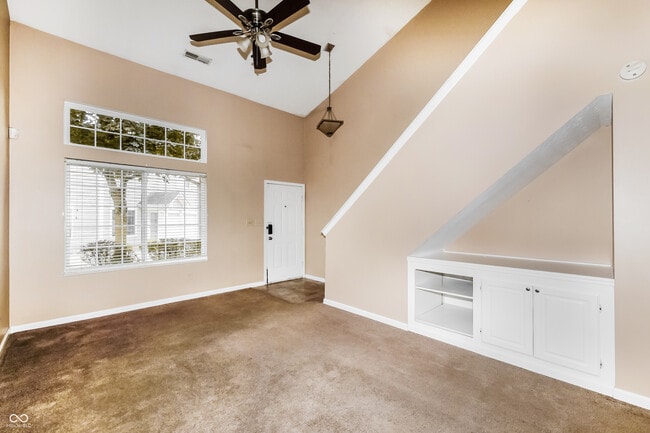 Photo - 2525 Grand Fir Dr