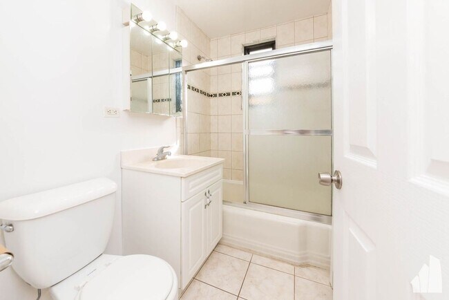 Photo - 7320 N Ridge Blvd Unit 20.5-3W