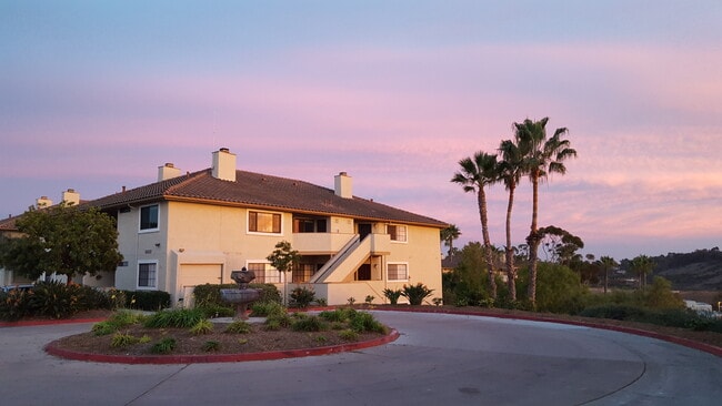 Building Photo - 3504 Paseo De Los Americanos Unit 74