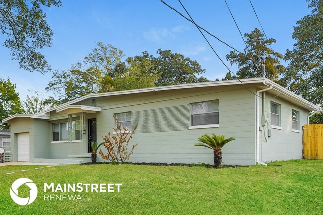 Photo - 3713 Hoover Ln