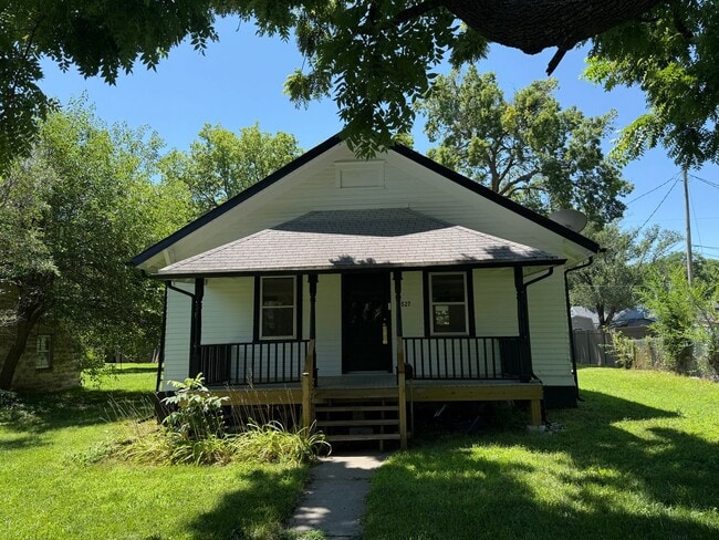 2 Bedroom Single Family Home Next to Fort ... - 2 Bedroom Single Family Home Next to Fort ...
