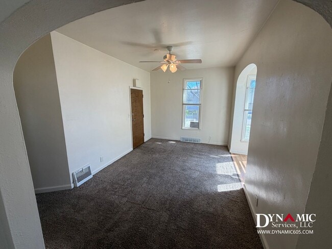 Photo - 215 S Duluth Ave Unidad Apt. 2