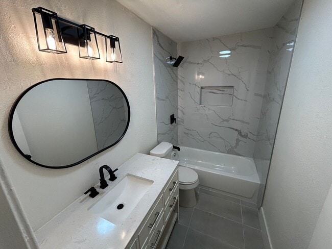 Photo - 1115 Westmoreland Dr