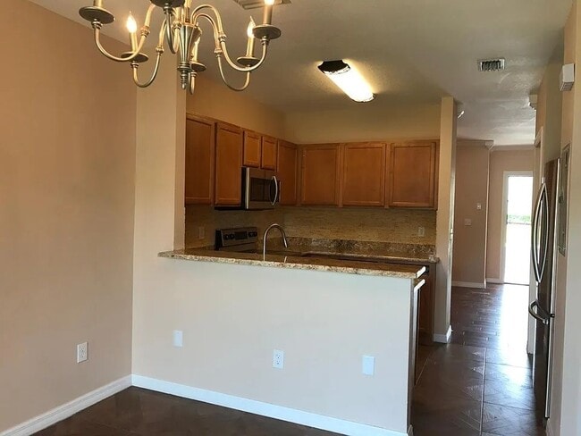 Photo - 1341 Lyonshire Dr