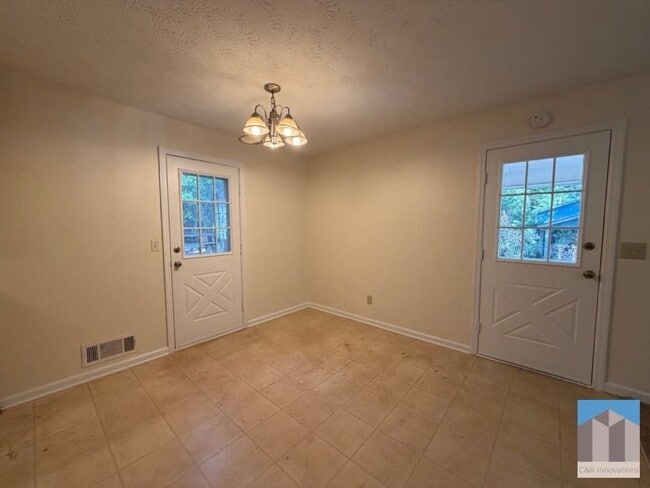 Photo - 734 Marthas Dr