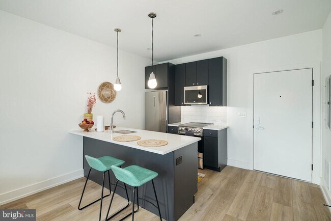 Photo - 5013 Springfield Ave Unit 309