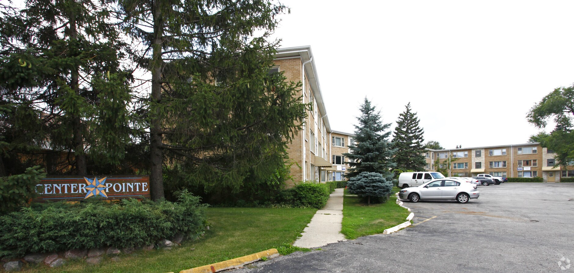 Photo - 7626-7632 1/2 N Milwaukee Ave