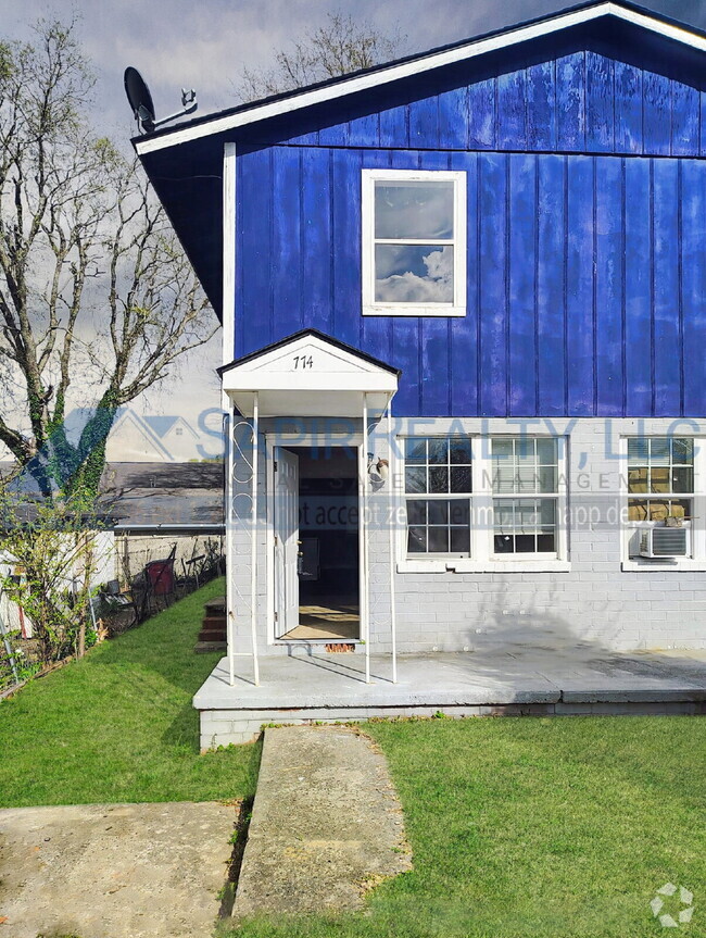 Building Photo - 774 Lilly Ave Unit A Rental