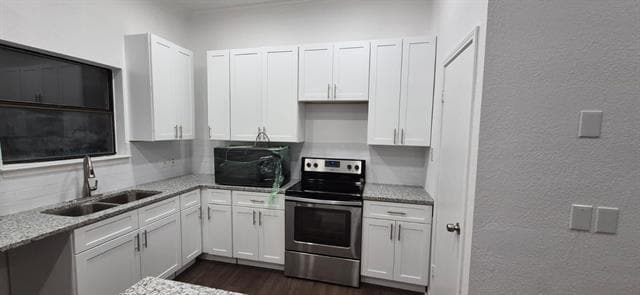 Building Photo - 7000 Bentley Ave