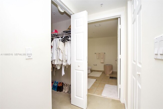 Photo - 888 Douglas Rd Unit 1417