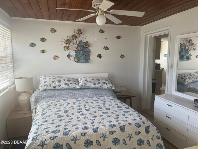 Photo - 15 Neptune Park Dr