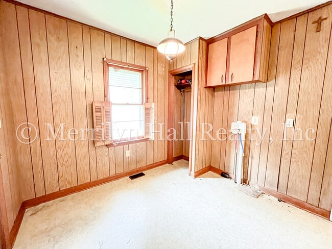 Photo - Cute Historic Bungalow Near Columbia College!