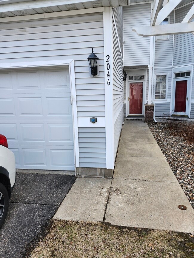Photo - 2046 Mainstreet Townhome