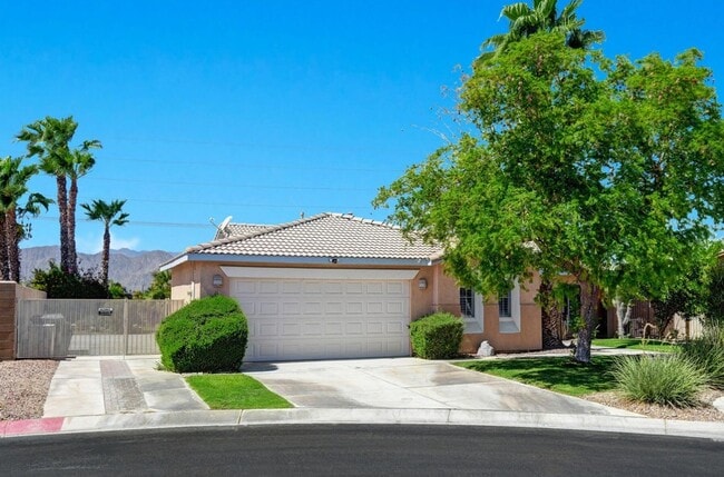 Photo - AVAILABLE NOW!! GORGEOUS 3 Bedroom 2 Bathroom Home in Indio!