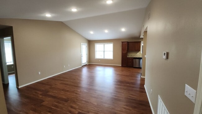 Photo - 2002 S Frankfort Ave