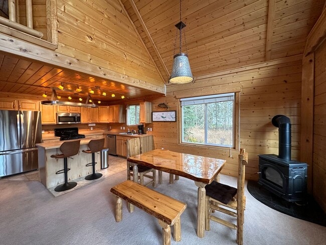 Photo - SEASONAL FURNISHED HOME!