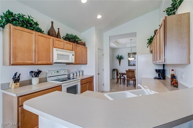 Photo - 6839 Ascot Dr Unidad 202 Rental