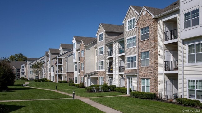 Photo - 616 Charles Pond Dr Unidad 616