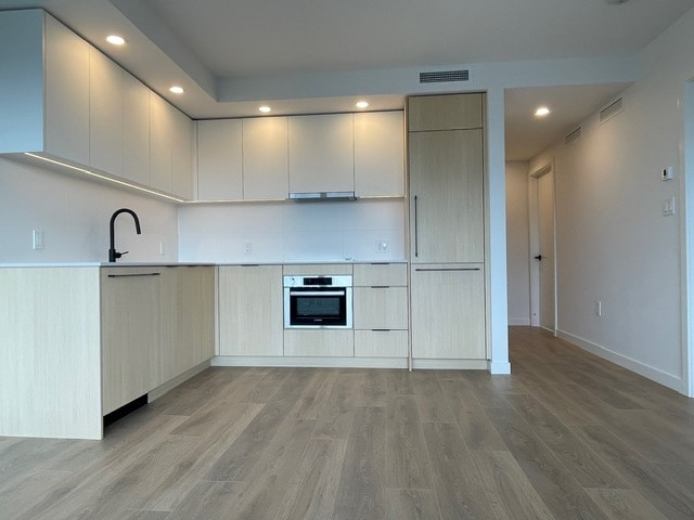 Photo - 13738 Central Ave