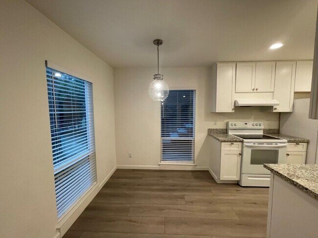 Photo - Coming Soon! Fully updated 2 bedroom 1.5 bath condo, walk to Ygnacio Plaza & Heather Farms Park! Unidad #24