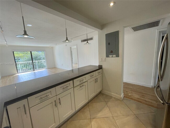 Photo - 1650 NE 115th St Unit 311