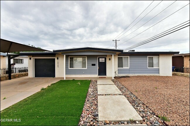 Photo - 10565 Murphy St