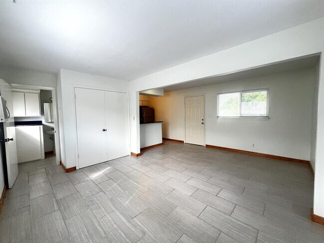 Photo - 2609 E Cesar Chavez St Unidad 205