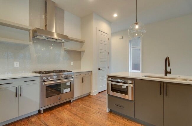 Photo - 3325 Felicia St