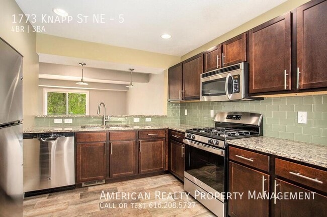 Photo - 1773 Knapp St NE Unidad 5